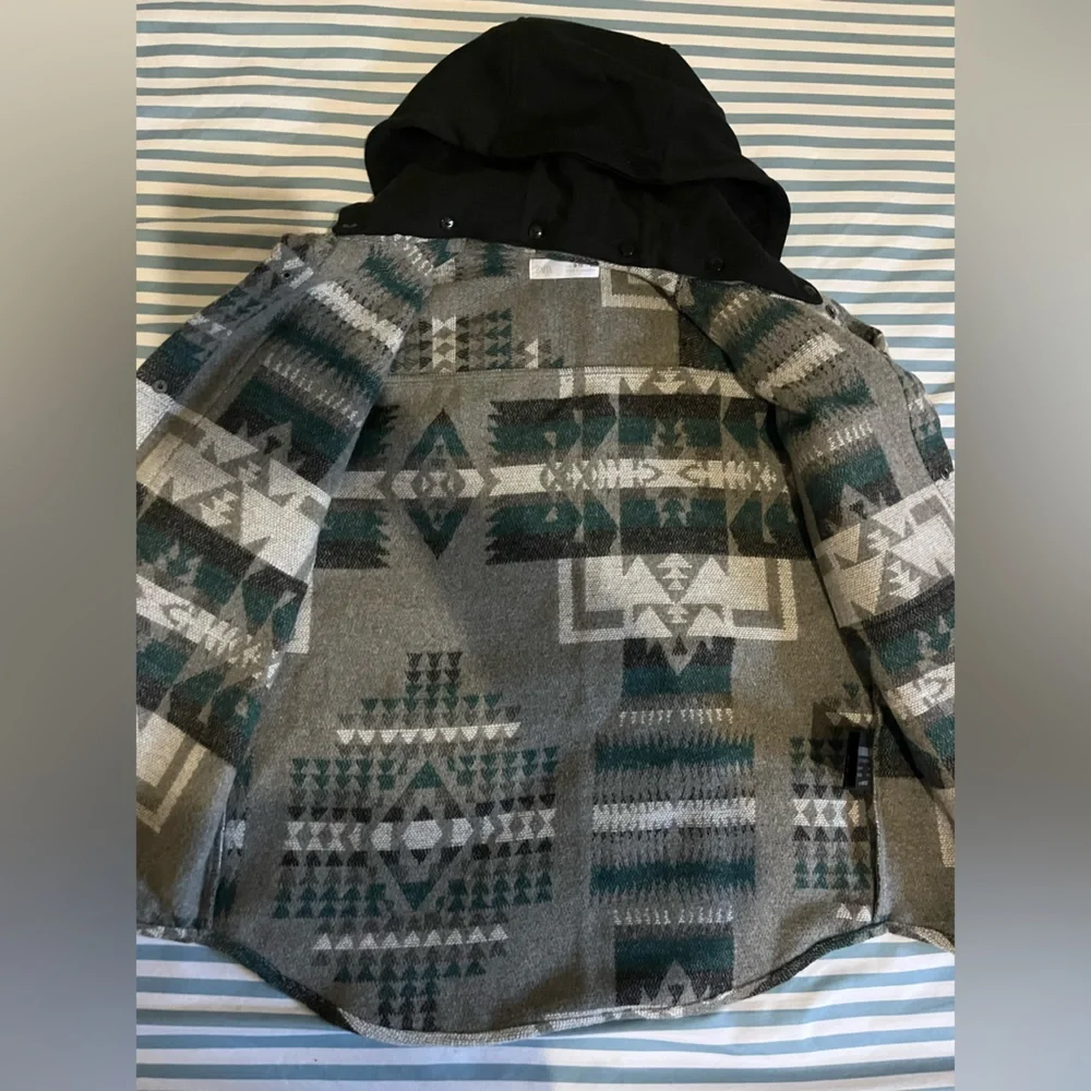 ZARA KIDS Geometric Pattern Jacket with Hood size 7-11. - Picture 4 of 7